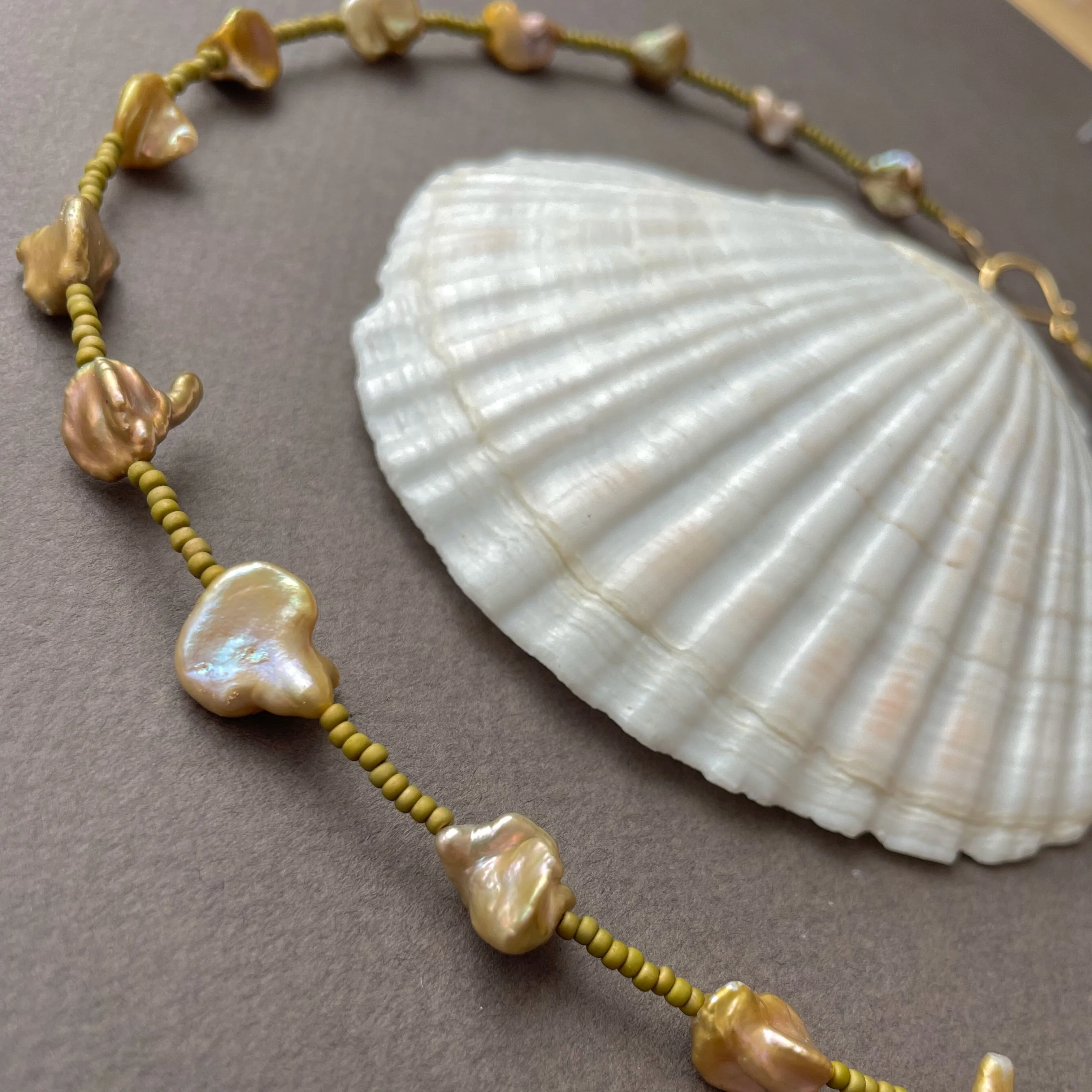 olive garden baroque golden keshi necklace